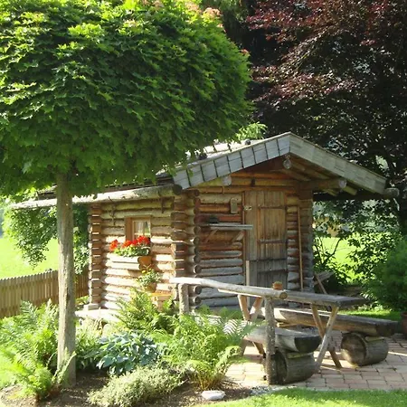 Gaestehaus Auer 아파트 홀츠가우