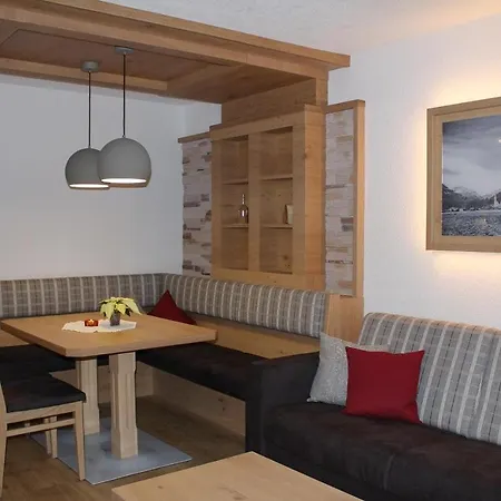 Appartamento Gaestehaus Auer Holzgau